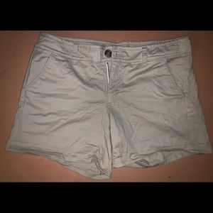 Women’s kaki/cargo  shorts